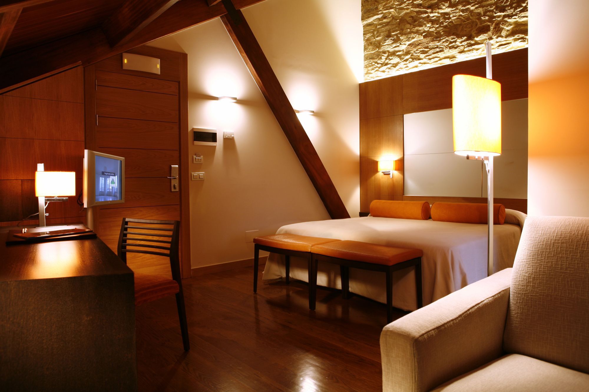 Hotel Altair Сантьяго-де-Компостела Екстер'єр фото