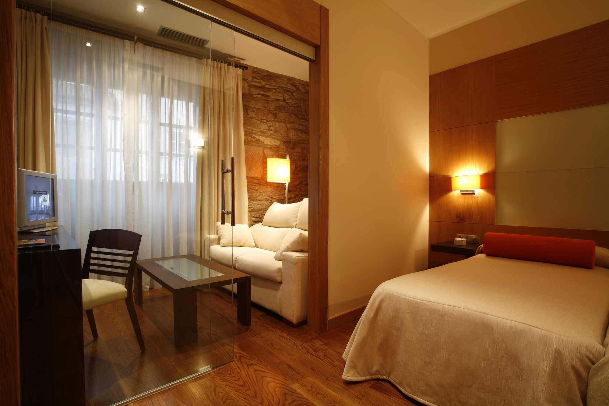 Hotel Altair Сантьяго-де-Компостела Екстер'єр фото
